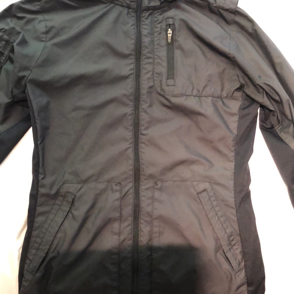 Running jacket - Picture 2 of 7